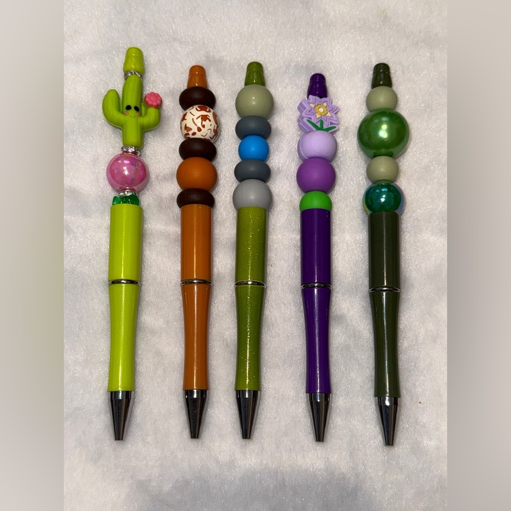 5- Desert Theme Set of Handcrafted Beaded Pens! Cactus and Wild flower!